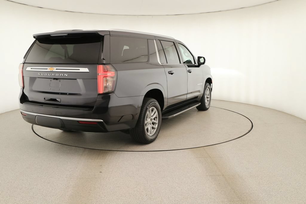 Used 2024 Chevrolet Suburban LS AWD/4WD image 6