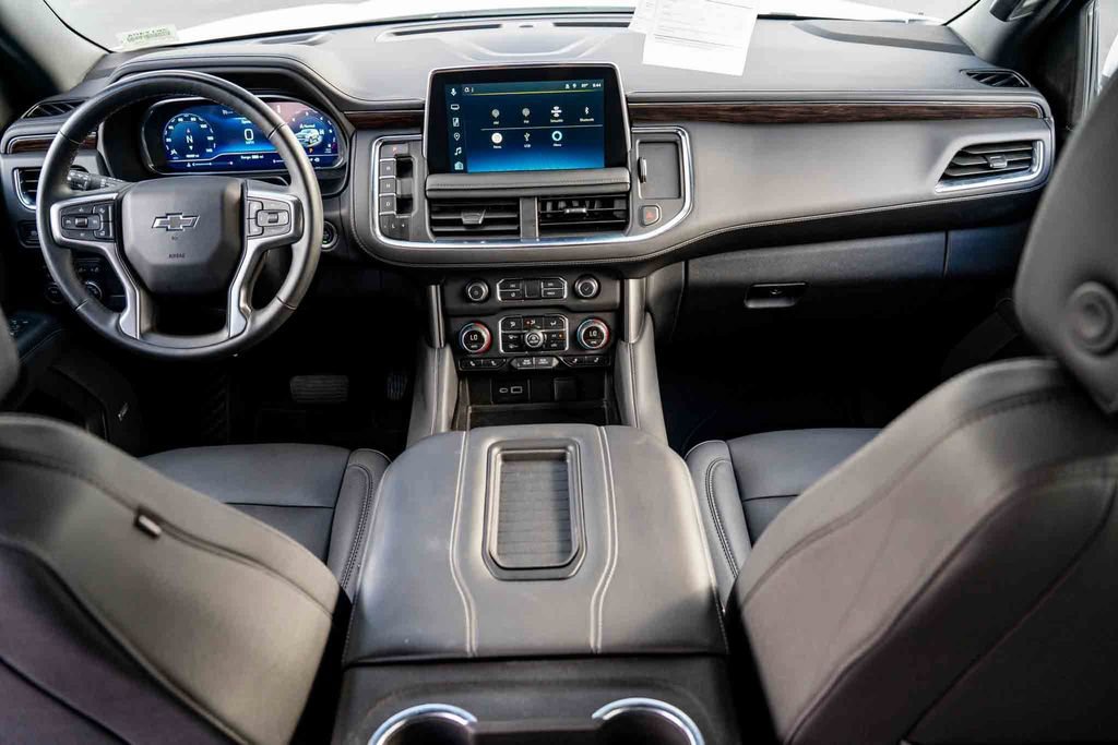 Certified 2023 Chevrolet Tahoe Z71 w/ Luxury Package AWD/4WD image 25