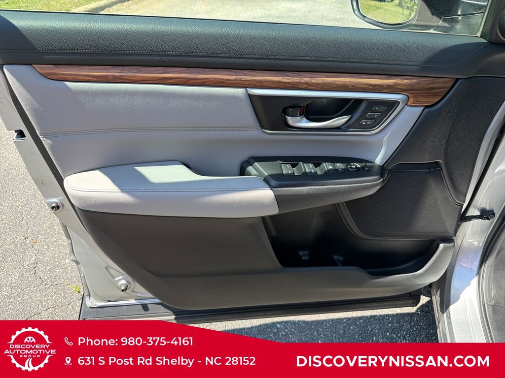 Used 2021 Honda CR-V Touring image 10
