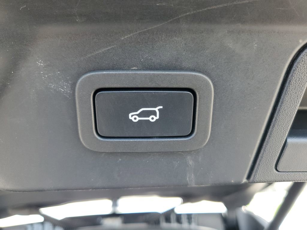 Used 2022 Land Rover Range Rover Velar R-Dynamic S AWD/4WD image 33