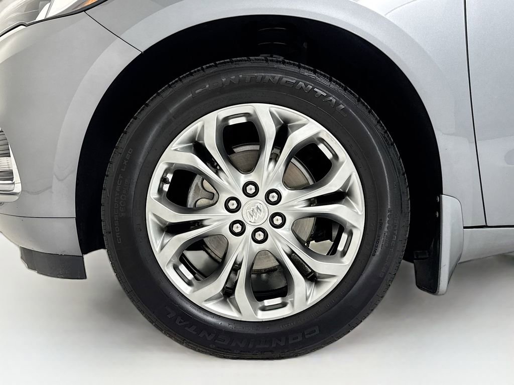 Used 2020 Buick Enclave Avenir w/ Avenir Technology Package AWD/4WD image 33