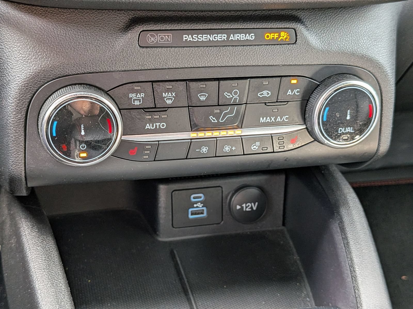 Used 2023 Ford Escape ST-Line w/ Equipment Group 301A FWD image 24