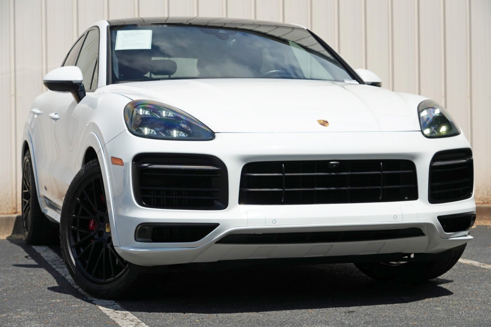 Used 2023 Porsche Cayenne GTS AWD/4WD image 4