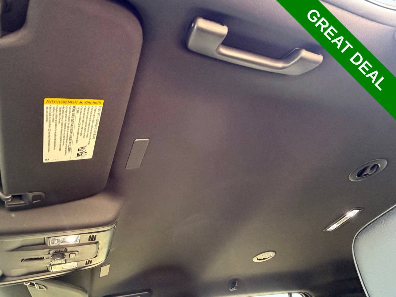 Used 2025 GMC Yukon Denali AWD/4WD image 33