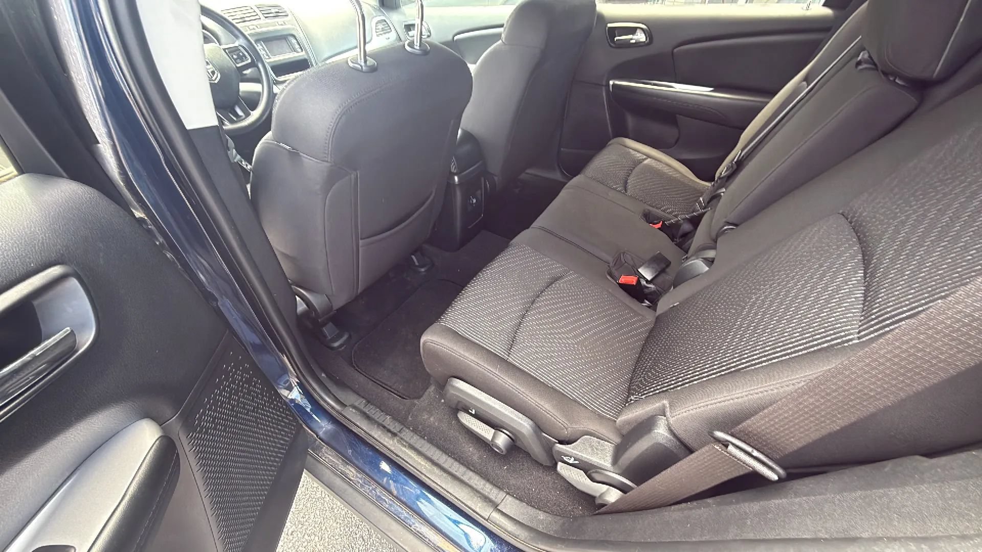 Used 2017 Dodge Journey SE FWD image 12