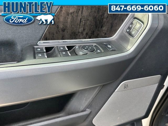 Used 2024 Ford F250 Lariat w/ Lariat Ultimate Package AWD/4WD image 17