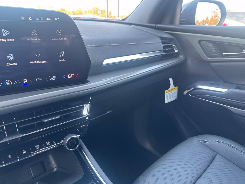 New 2027 Chevrolet Traverse LT AWD/4WD image 42