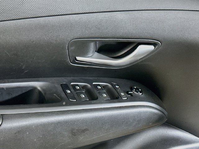 Used 2022 Hyundai Santa Cruz SEL w/ Activity Package FWD image 10