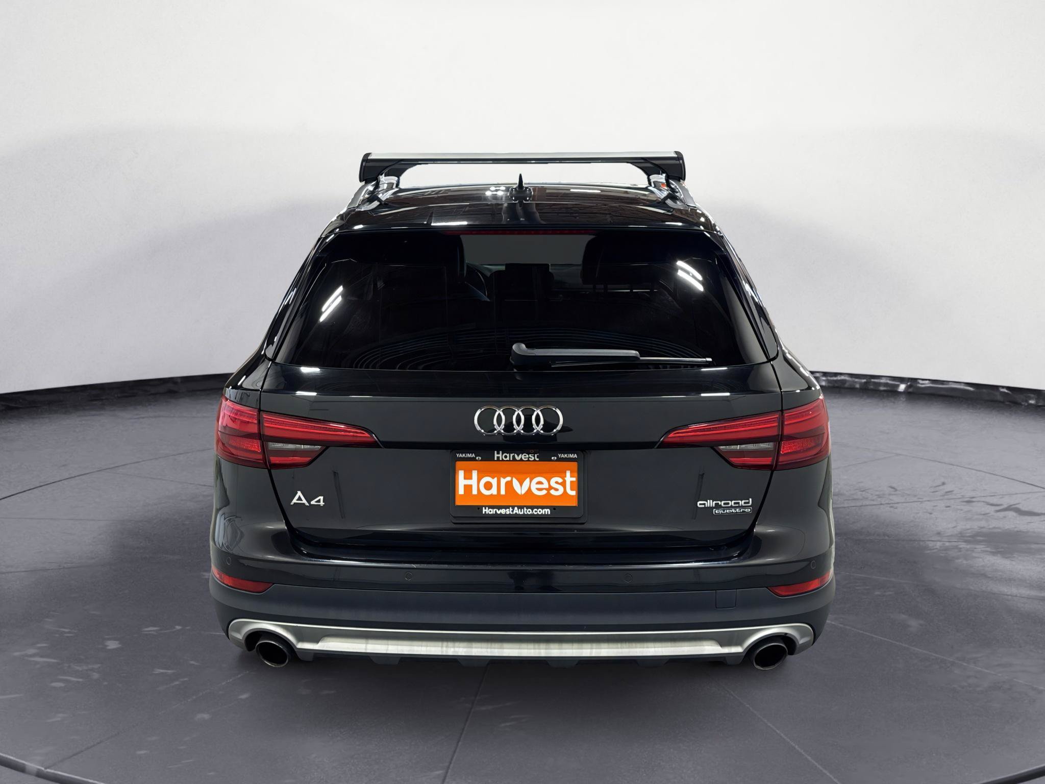 Used 2017 Audi A4 2.0T allroad Premium Plus w/ Technology Package AWD/4WD image 7