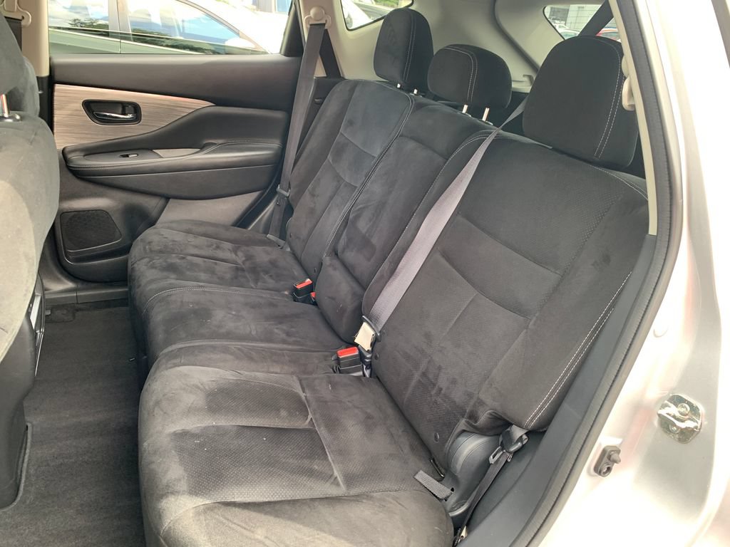 Used 2018 Nissan Murano SV FWD image 19