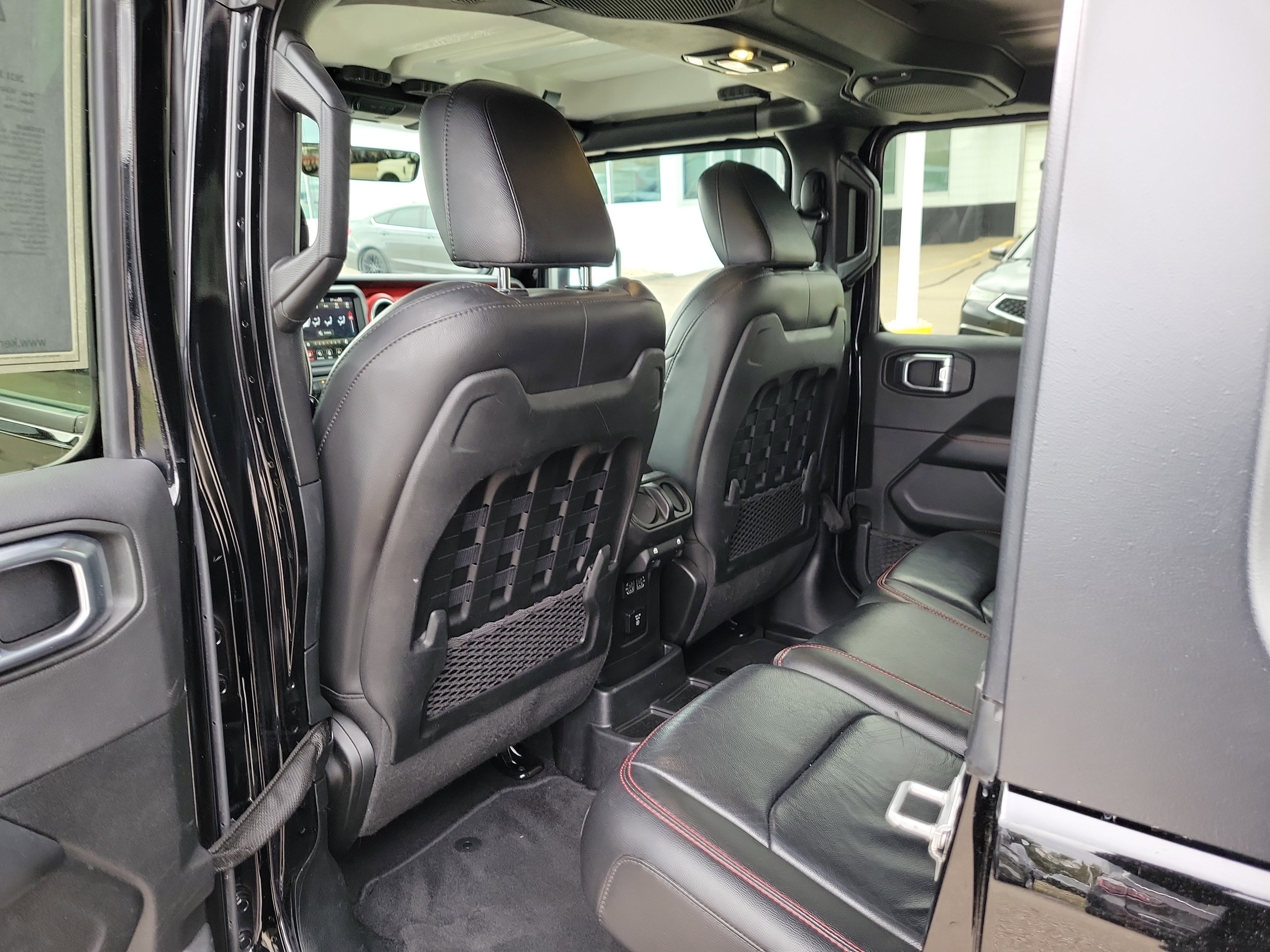 Used 2021 Jeep Wrangler Unlimited Rubicon w/ Dual Top Group image 13