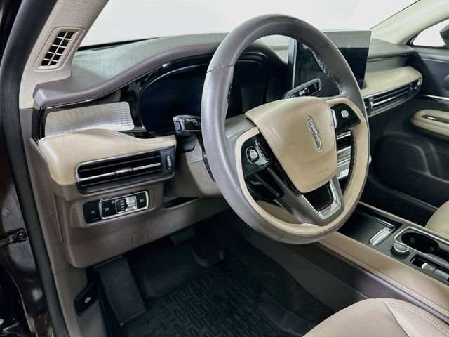 Used 2023 Lincoln Corsair AWD w/ Equipment Group 101A image 11