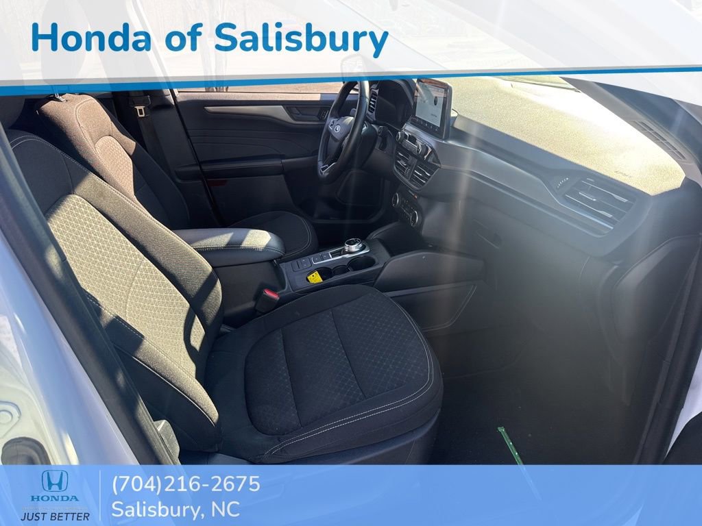 Used 2024 Ford Escape Active image 6
