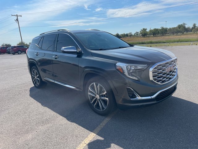 Used 2018 GMC Terrain Denali w/ Comfort Package image 2