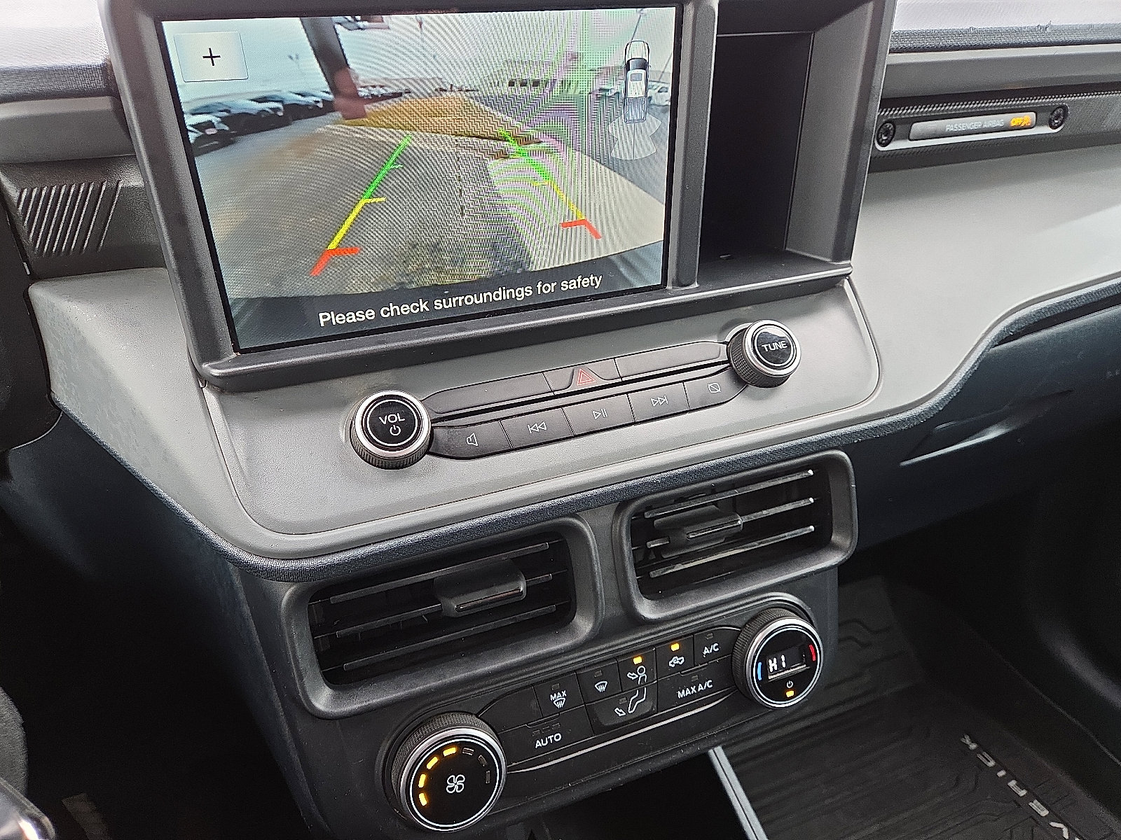 Used 2022 Ford Maverick XL image 14