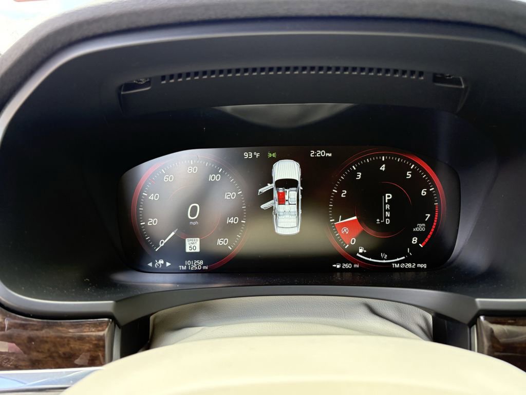 Used 2018 Volvo S90 T5 Momentum w/ Convenience Package FWD image 18