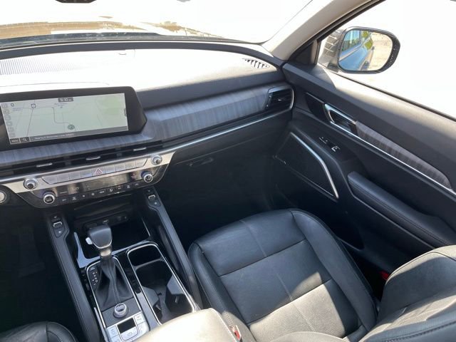 Used 2023 Kia Telluride EX w/ EX Captain's Chair Package image 15