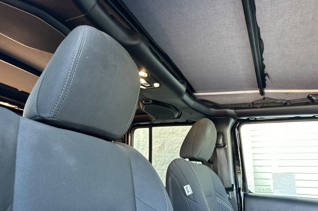 Used 2021 Jeep Wrangler Unlimited Sport image 14