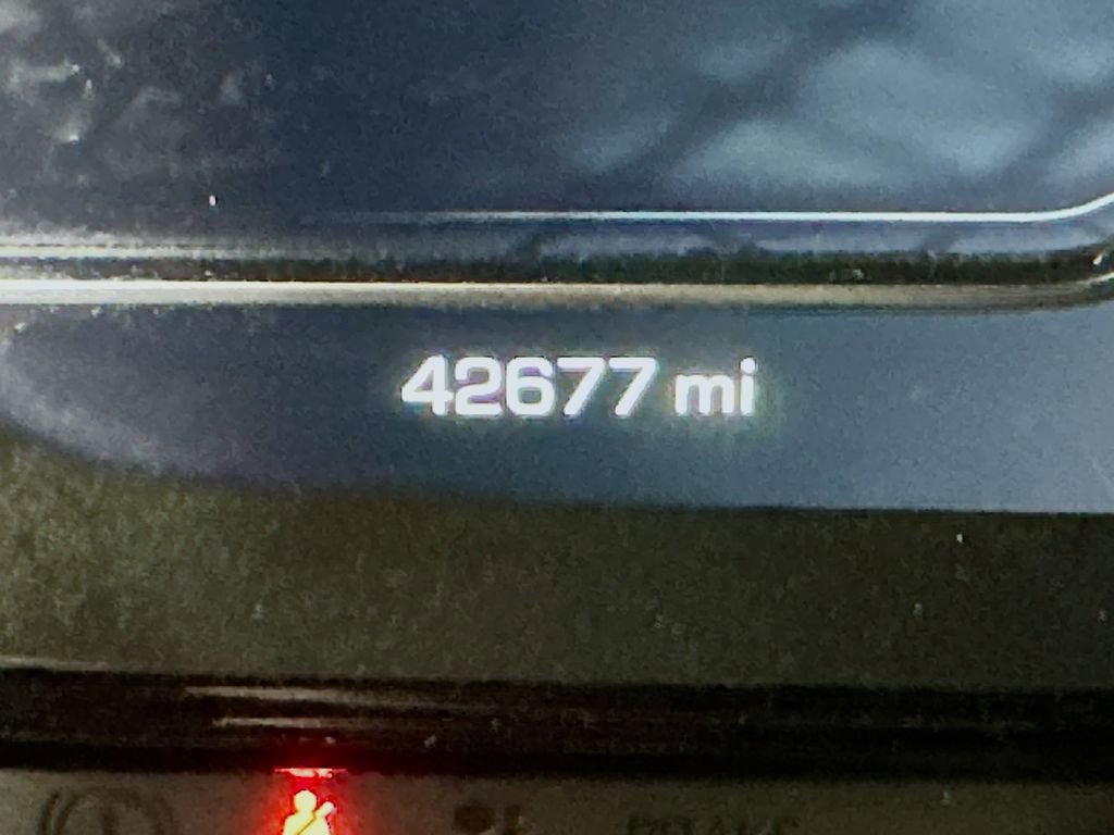 Used 2023 GMC Yukon Denali image 37