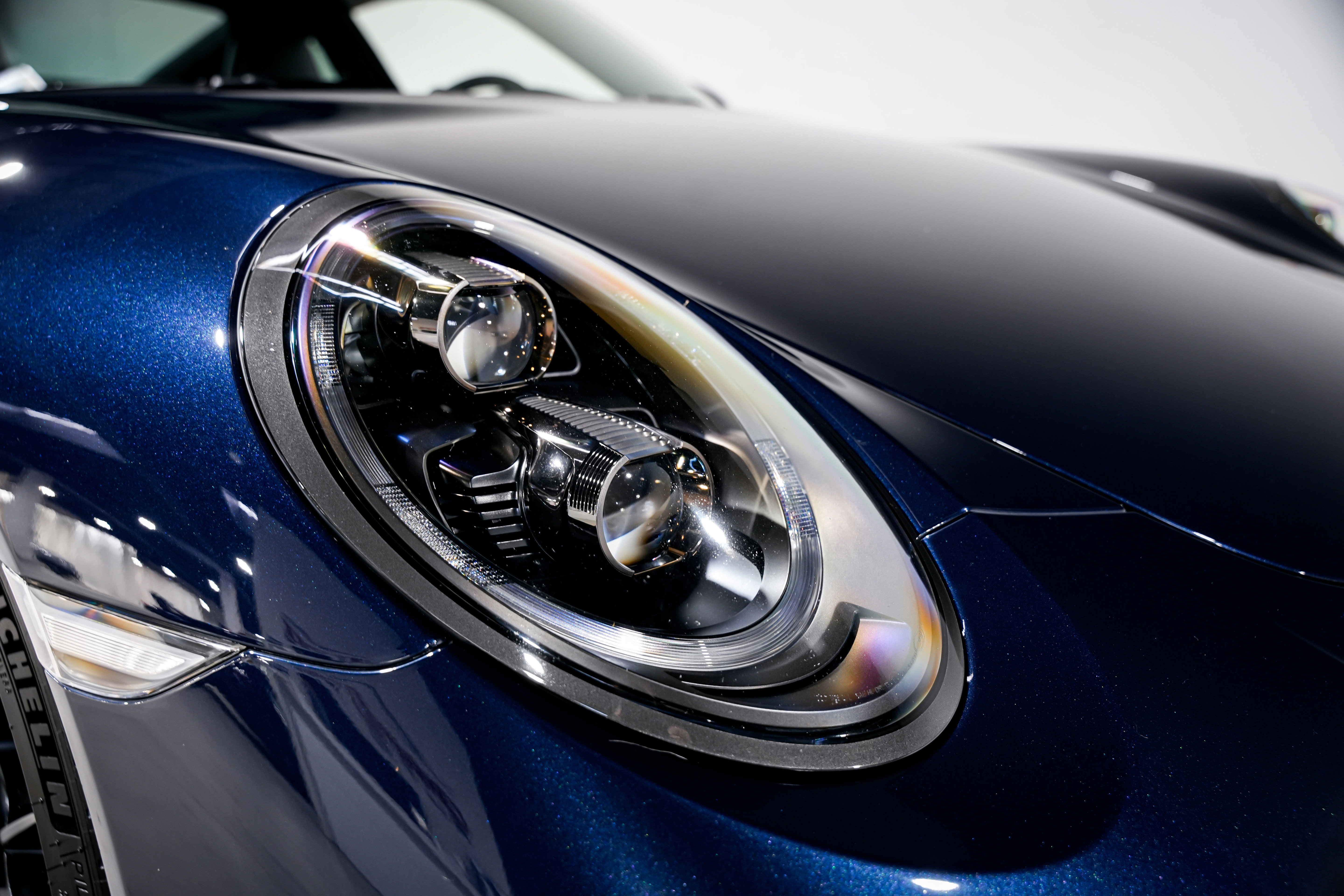 Used 2019 Porsche 911 Carrera GTS RWD image 44