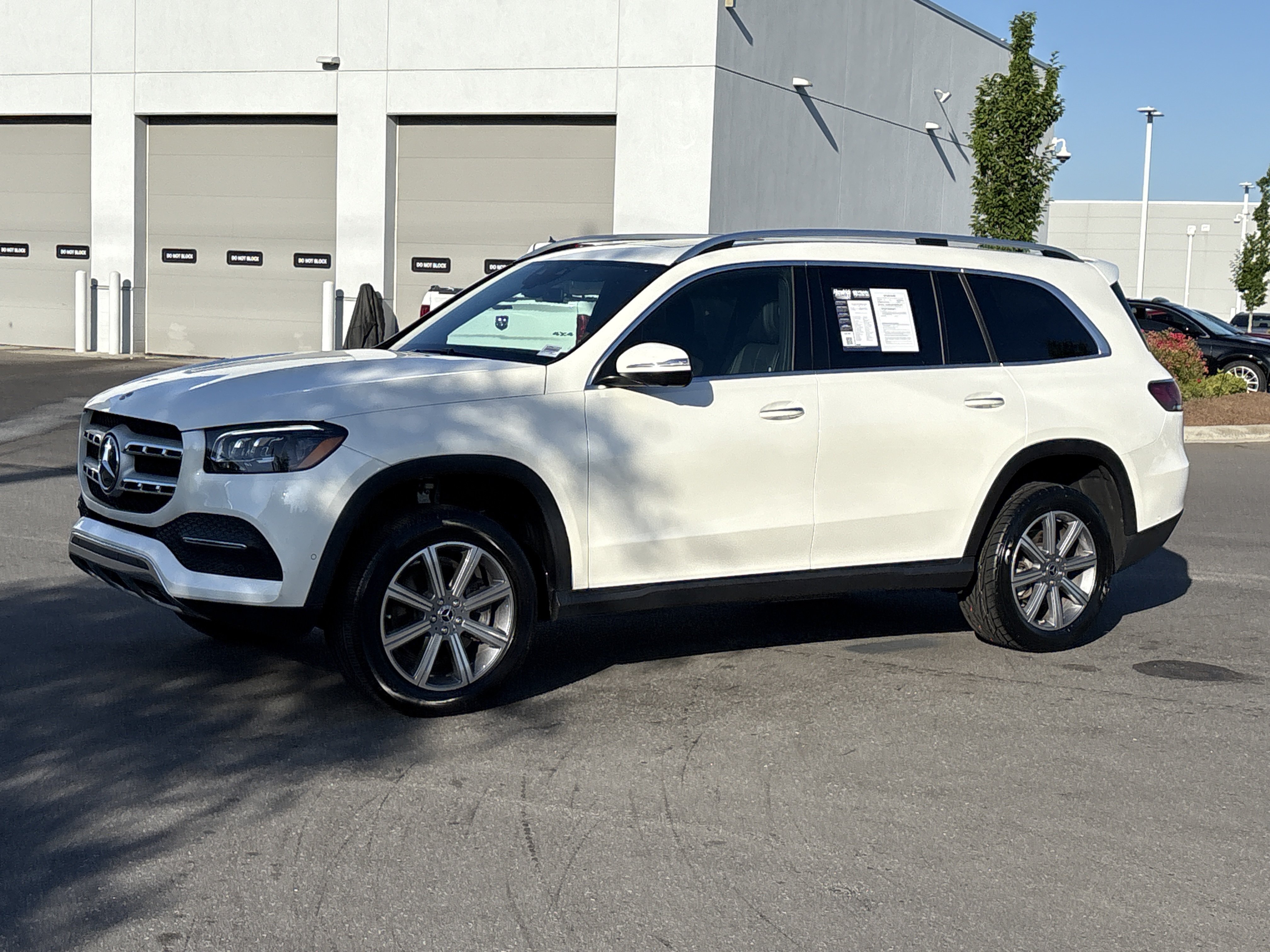Used 2022 Mercedes-Benz GLS 450 4MATIC image 5
