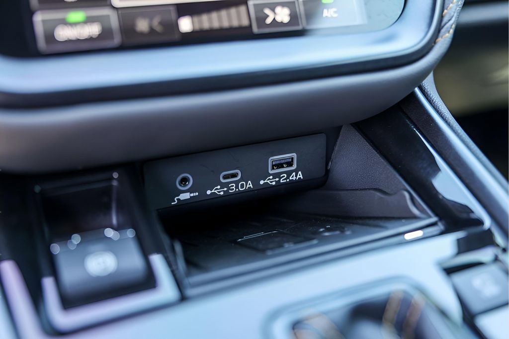 Used 2025 Subaru Outback Wilderness w/ Wilderness Package image 22