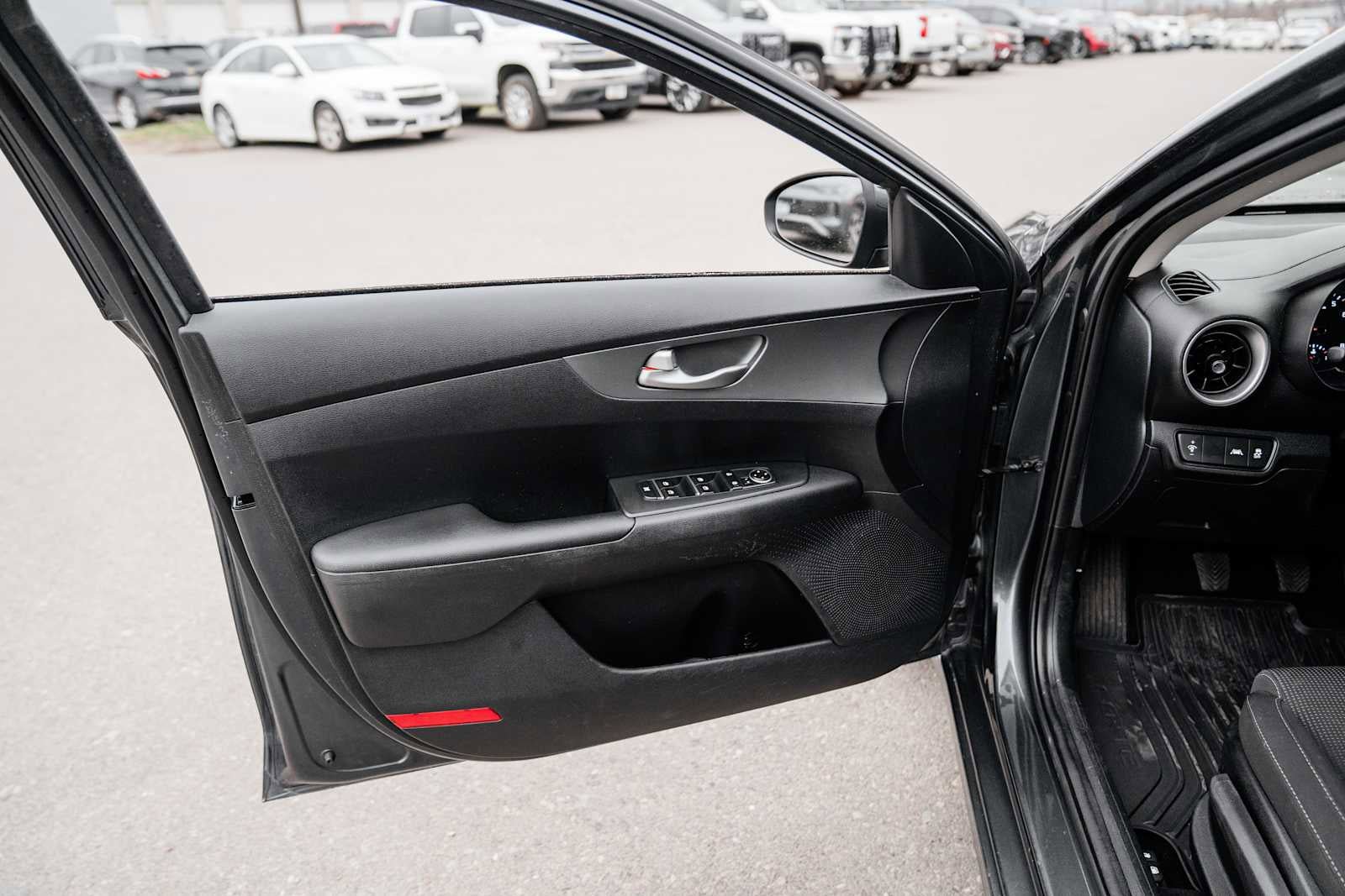 Used 2020 Kia Forte Sedan image 17