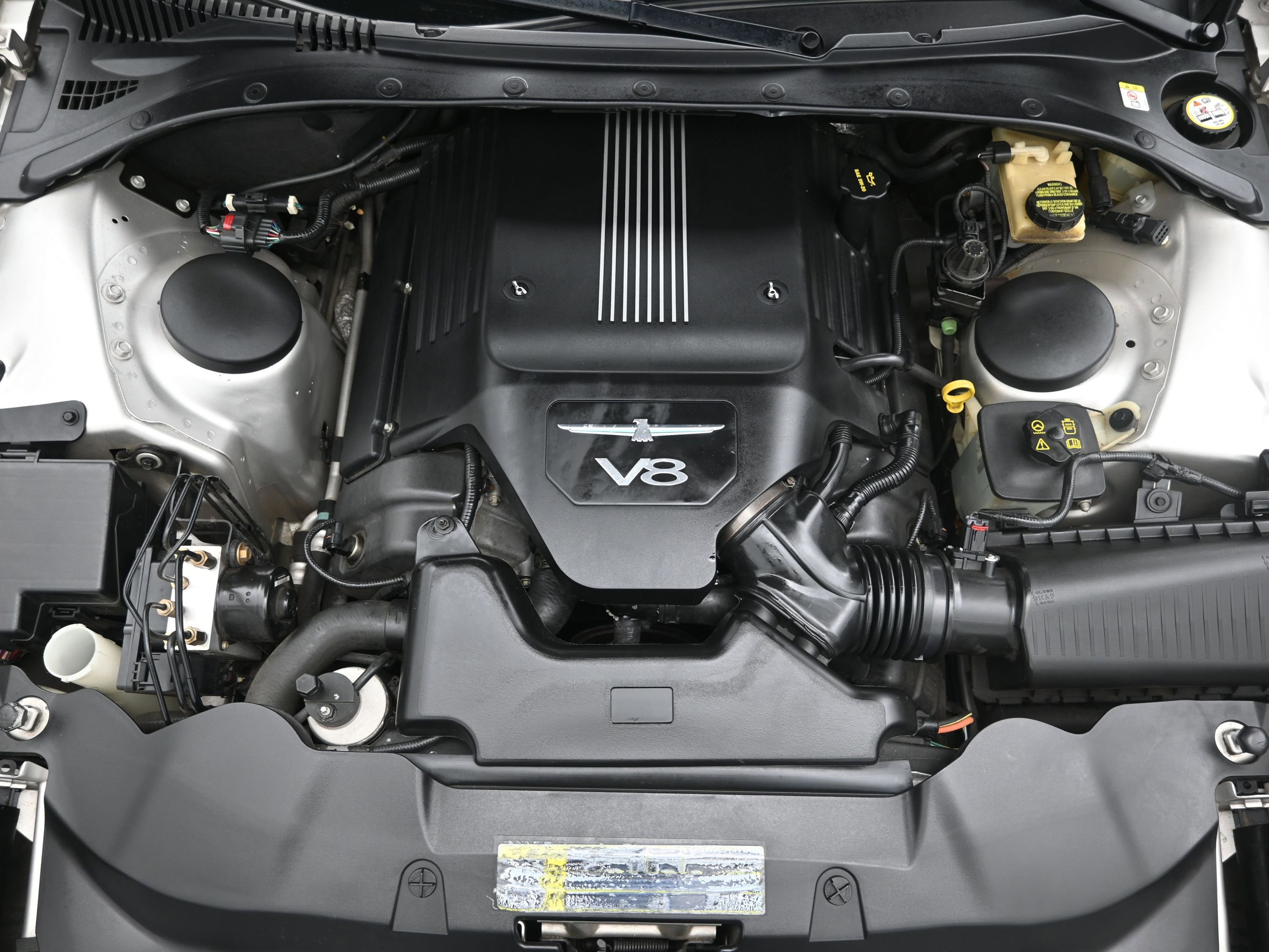 Used 2004 Ford Thunderbird Base image 20