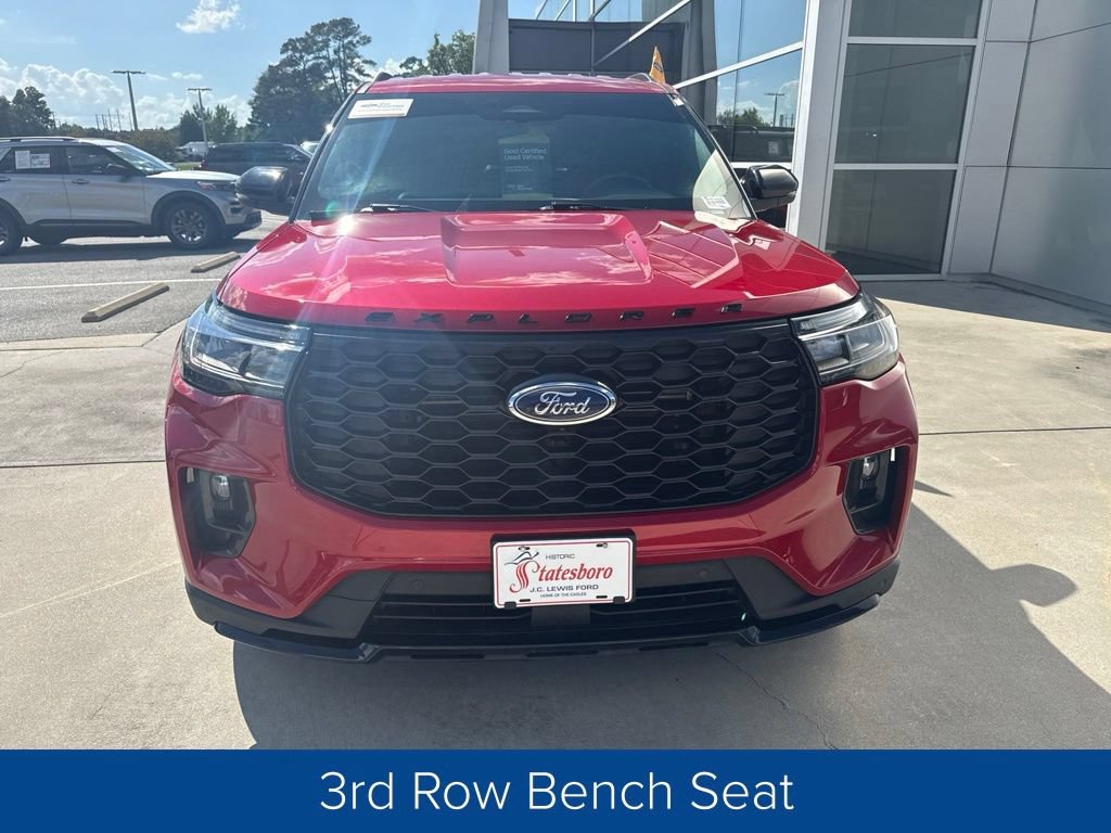Used 2025 Ford Explorer ST-Line w/ Premium Package RWD video 3