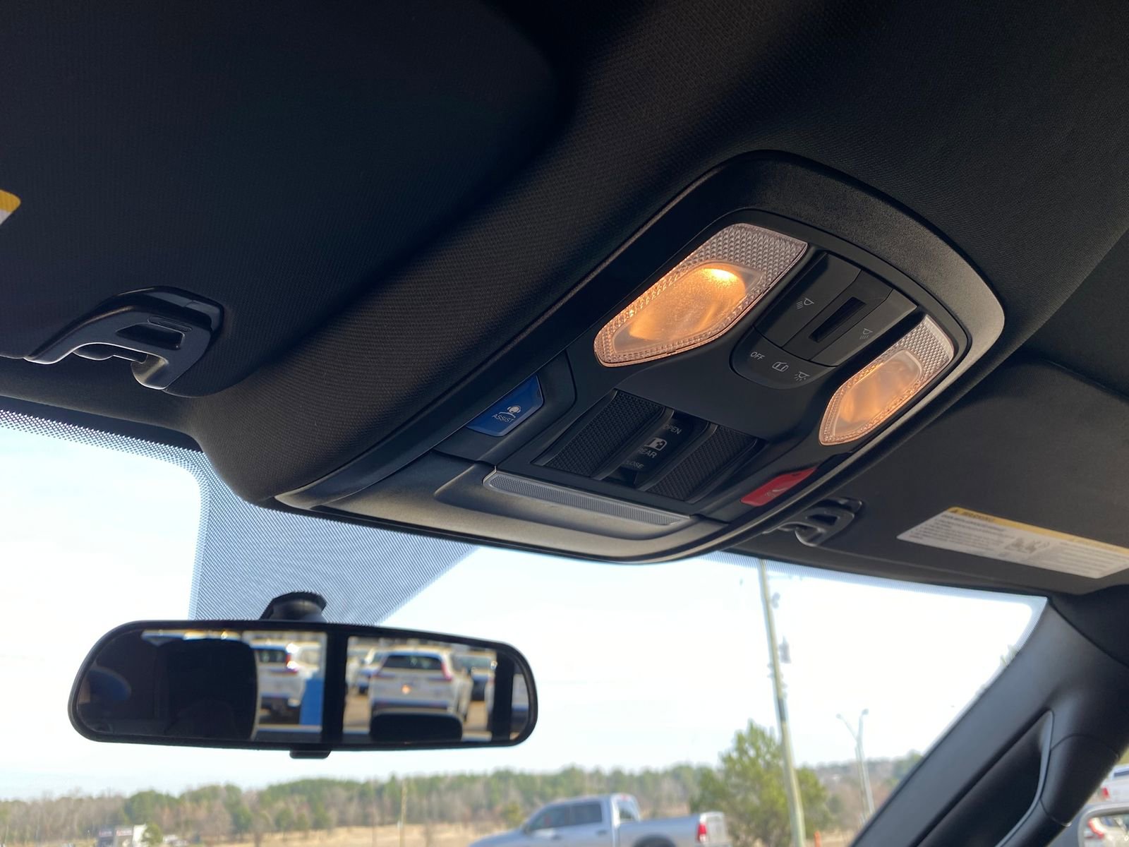 Used 2024 RAM 2500 Tradesman w/ Chrome Appearance Group image 28