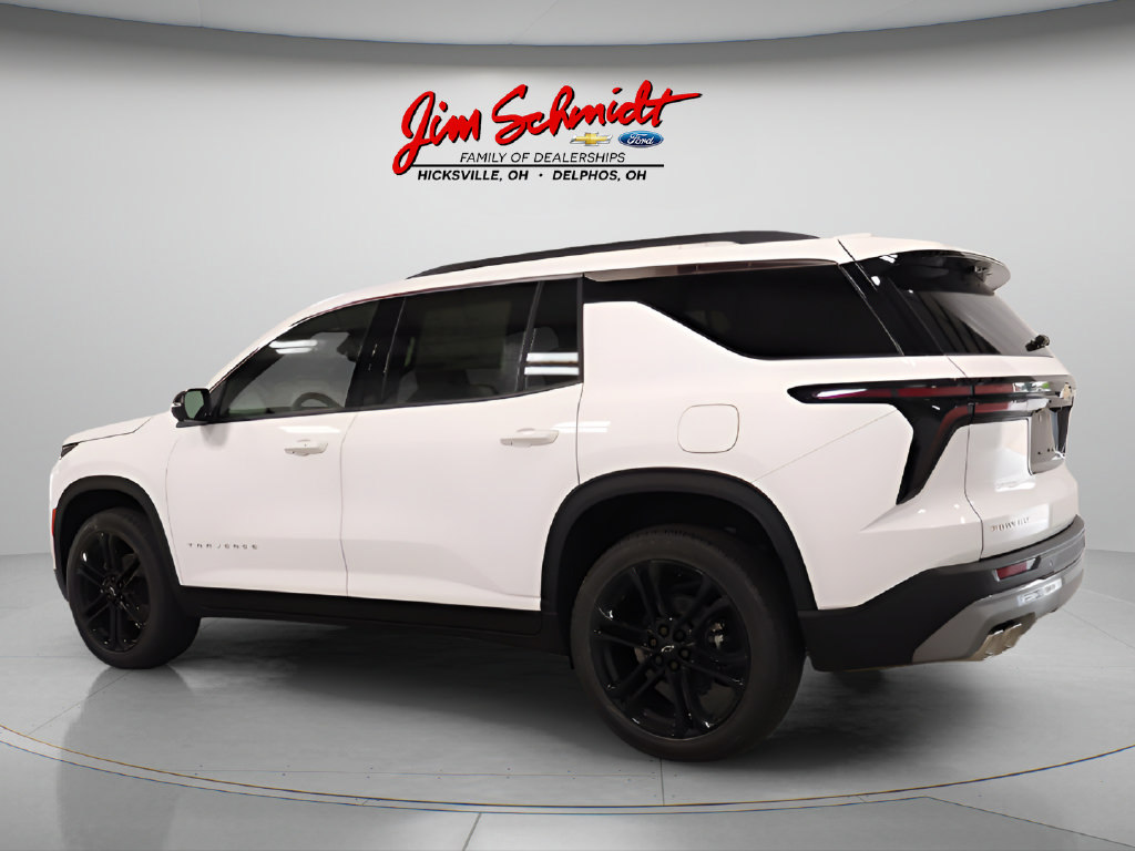 New 2026 Chevrolet Traverse LT w/ Driver Confidence Package FWD image 4