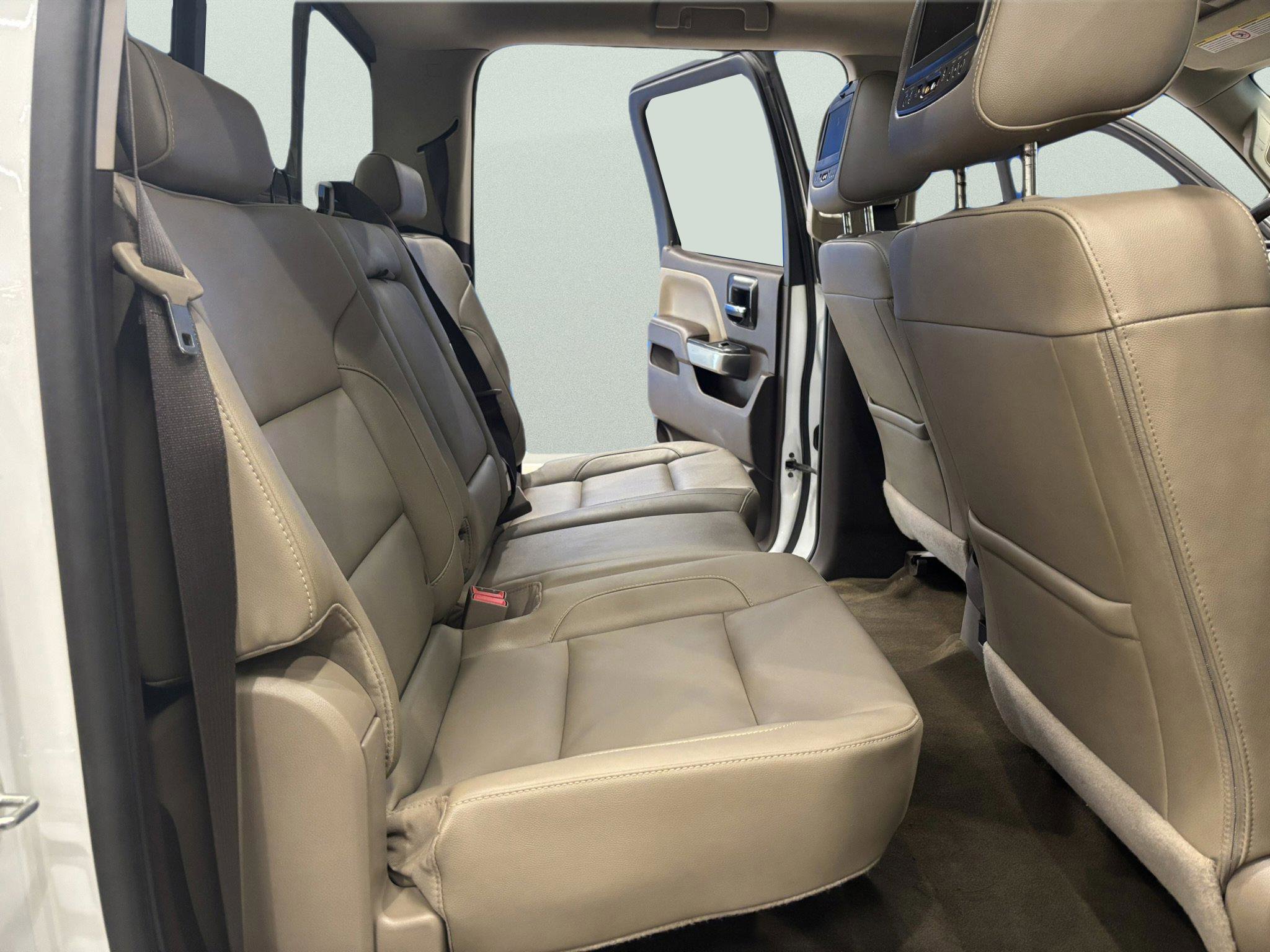 Used 2017 Chevrolet Silverado 3500 LTZ w/ Duramax Plus Package image 26