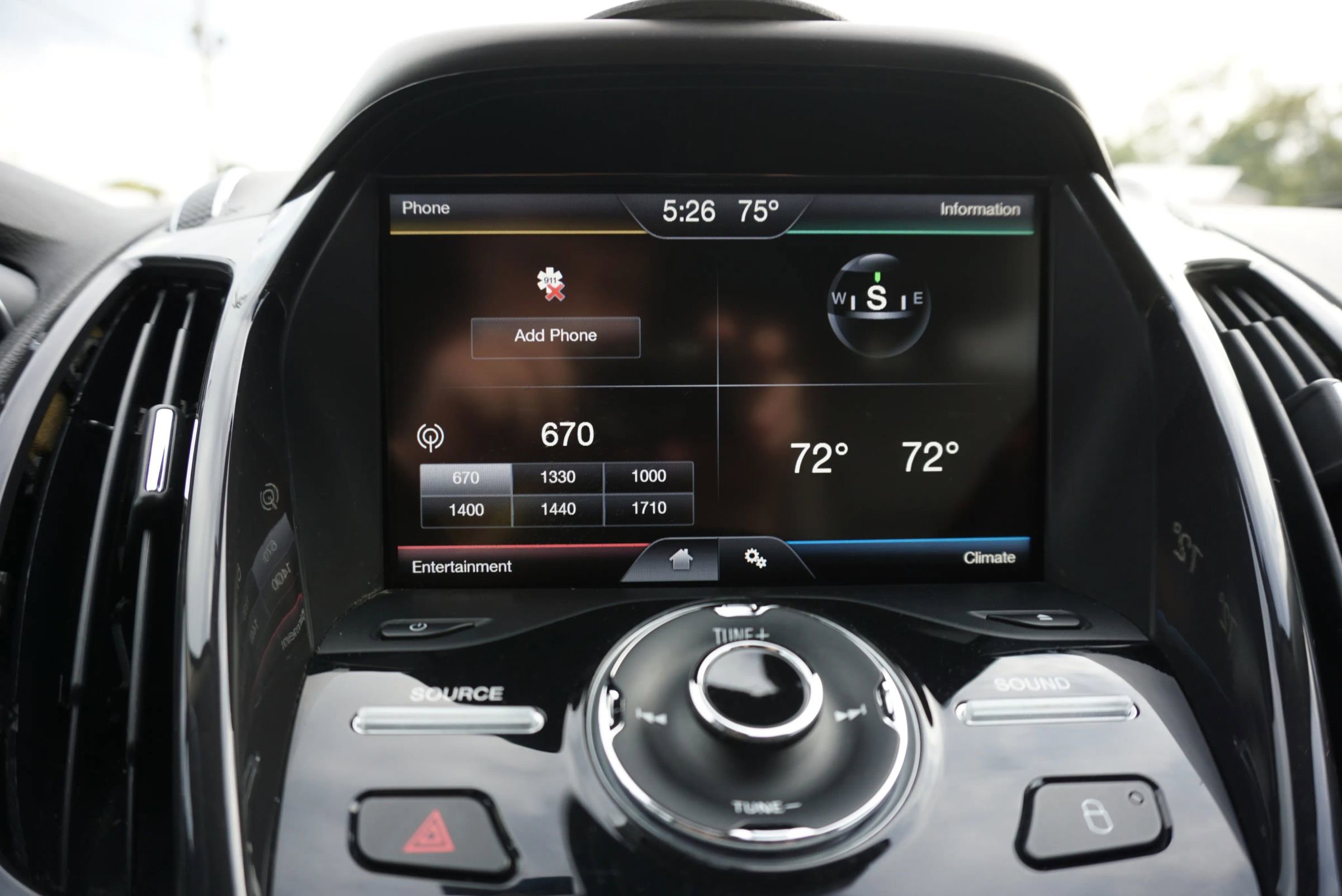 Used 2014 Ford Escape Titanium image 11