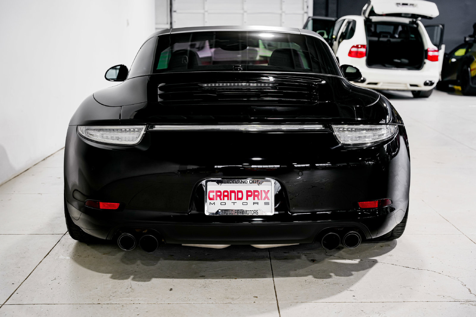 Used 2014 Porsche 911 Targa 4S AWD/4WD image 4