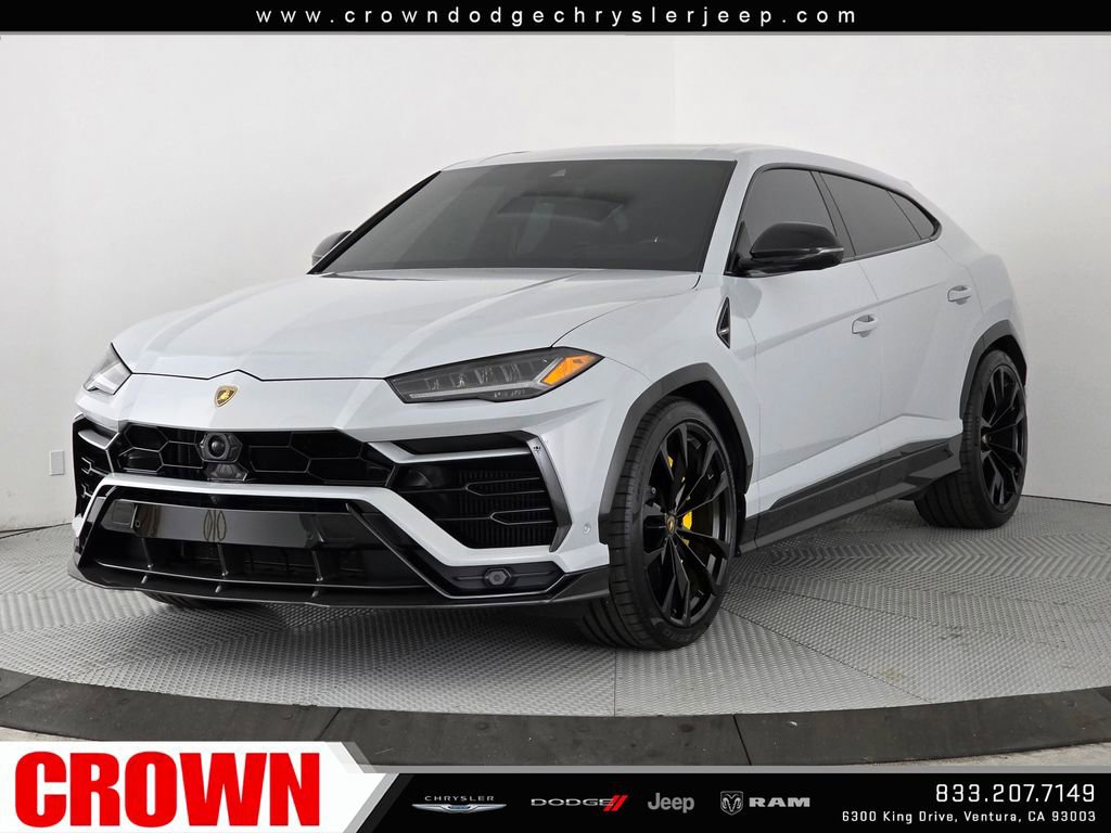 Used 2022 Lamborghini Urus AWD/4WD image 3