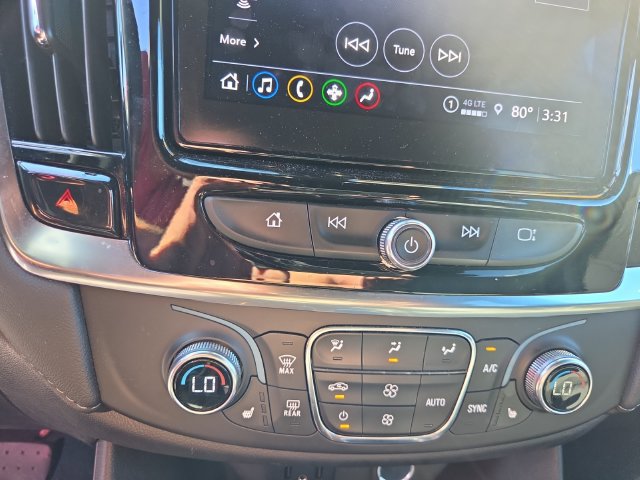 Used 2023 Chevrolet Traverse LT w/ LPO, Cargo Package AWD/4WD image 13