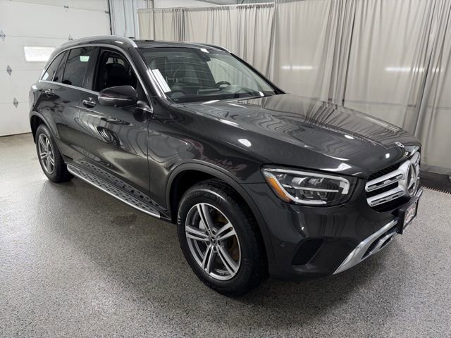 Used 2021 Mercedes-Benz GLC 300 4MATIC image 3