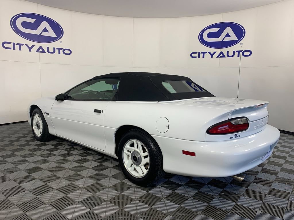 Used 1994 Chevrolet Camaro Z28 image 5