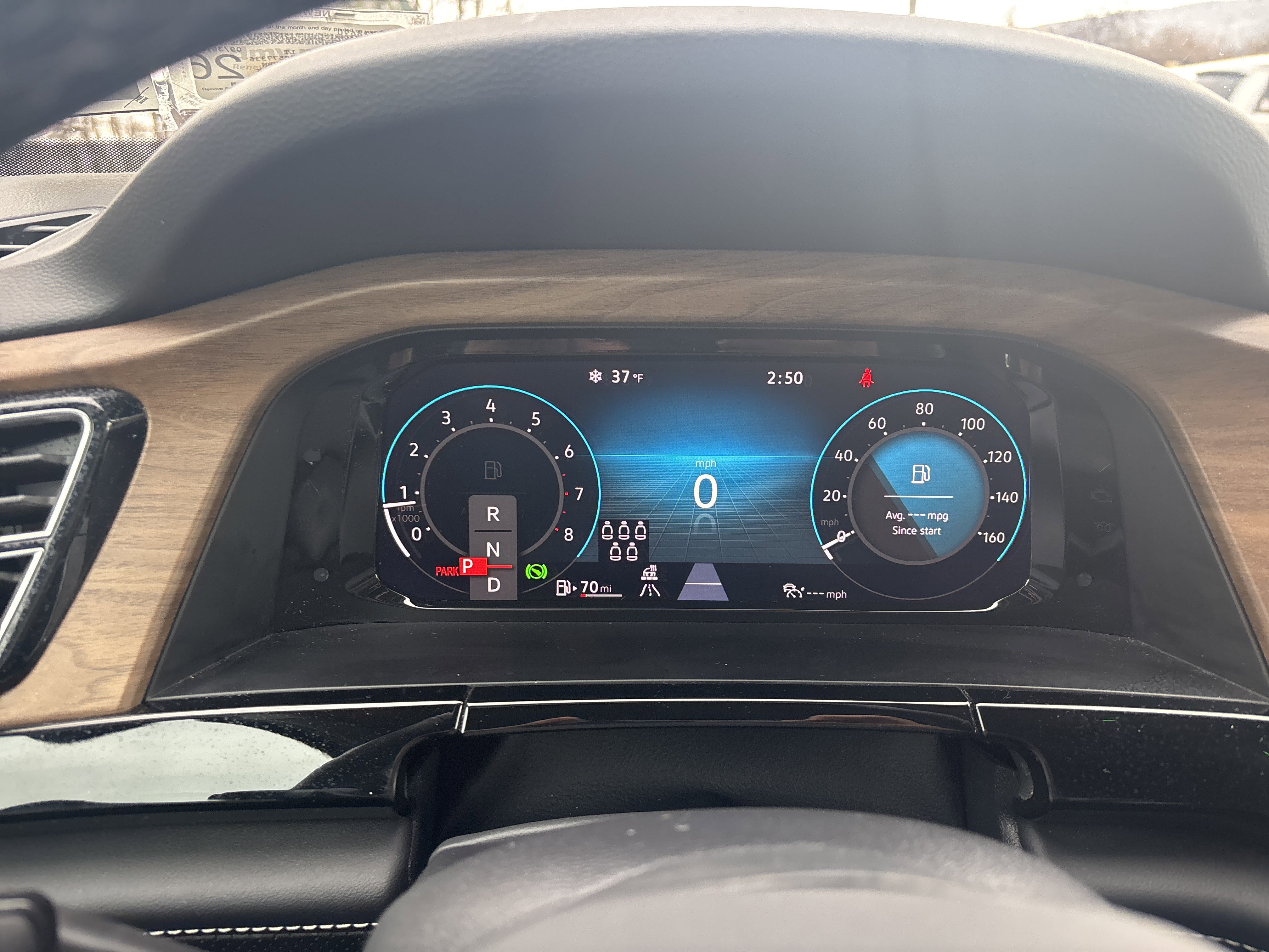 Used 2024 Volkswagen Atlas SE image 21