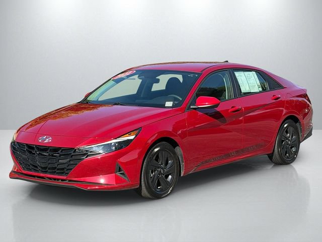 Used 2022 Hyundai Elantra SEL FWD image 3