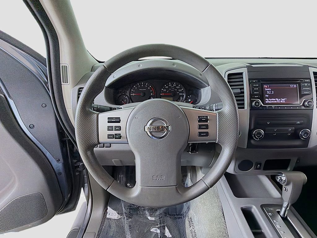 Used 2018 Nissan Frontier SV image 24