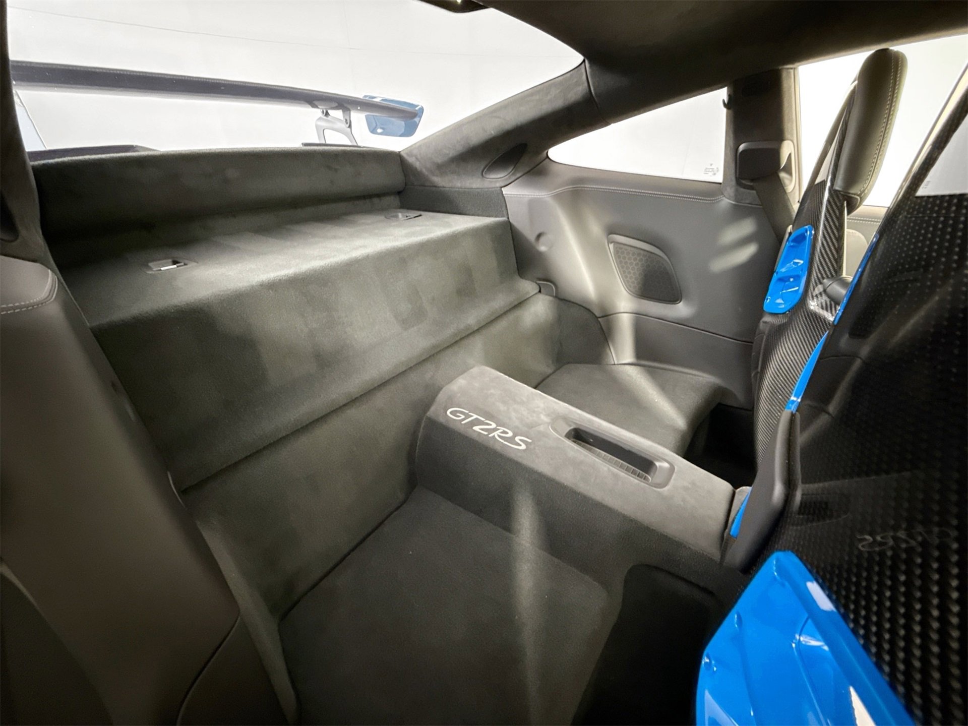 Used 2018 Porsche 911 GT2 RS image 21