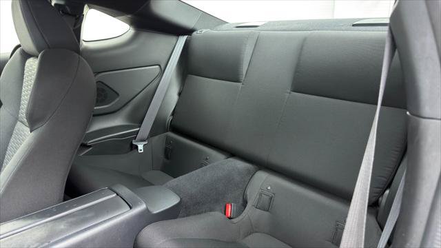 Used 2023 Toyota GR86 RWD image 16