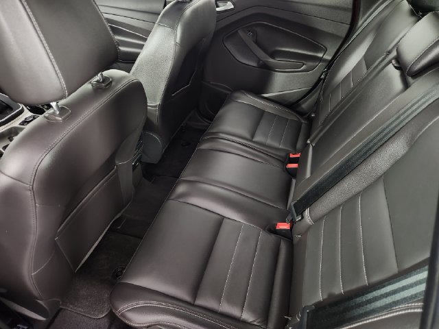 Used 2016 Ford C-MAX SEL w/ Equipment Group 303A FWD image 18