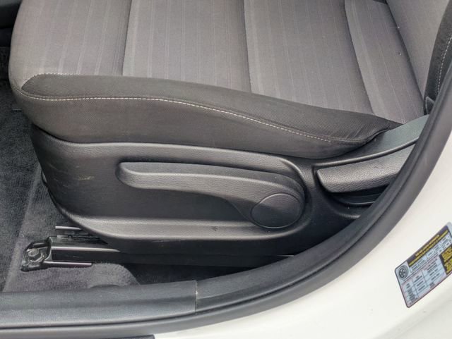 Used 2017 Kia Forte S FWD image 16