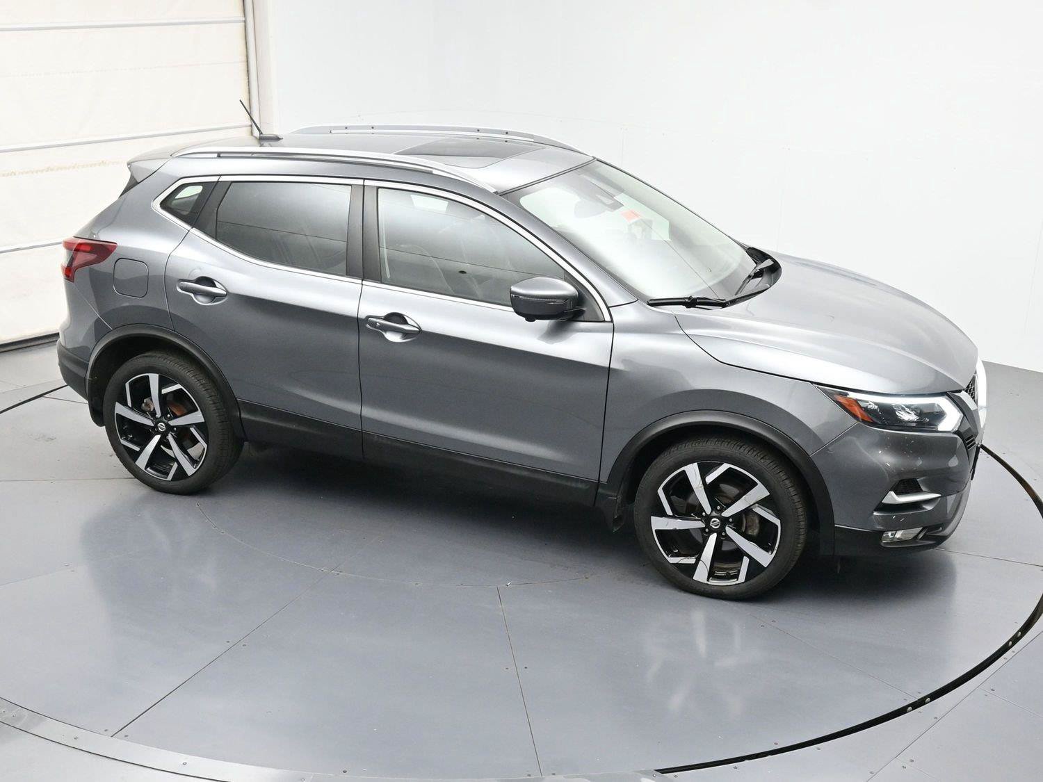 Certified 2021 Nissan Rogue Sport SL w/ Premium Package AWD/4WD image 34