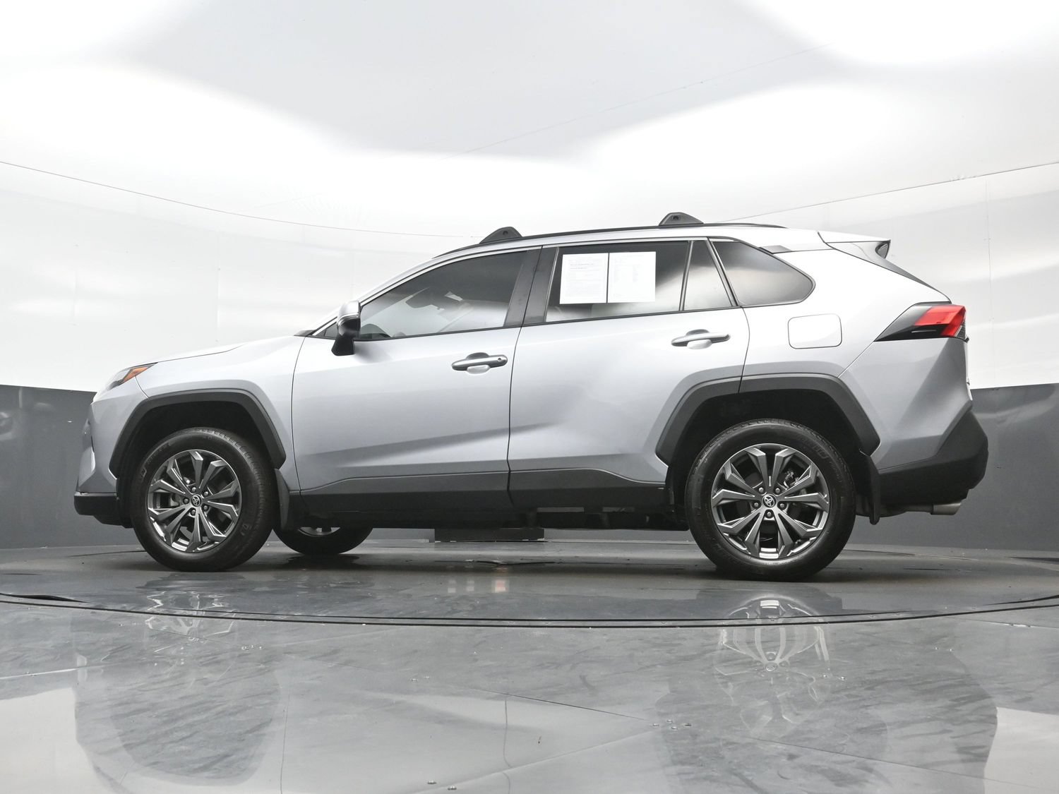 Used 2024 Toyota RAV4 XLE Premium w/ Weather Package AWD/4WD image 31
