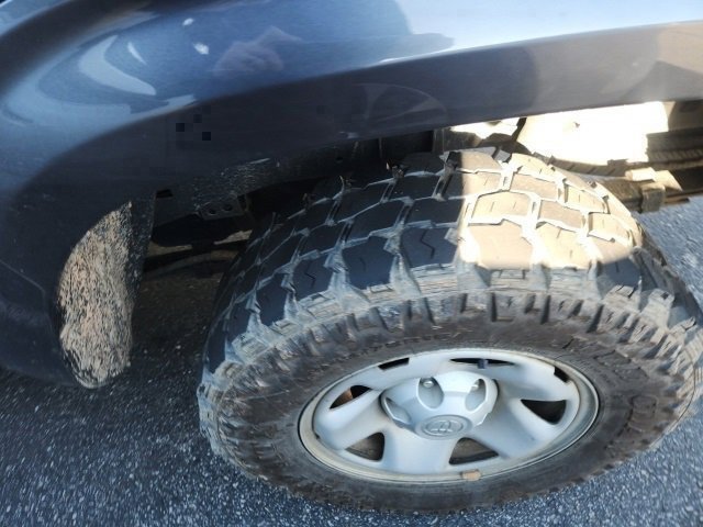 Used 2022 Toyota Tacoma SR image 7