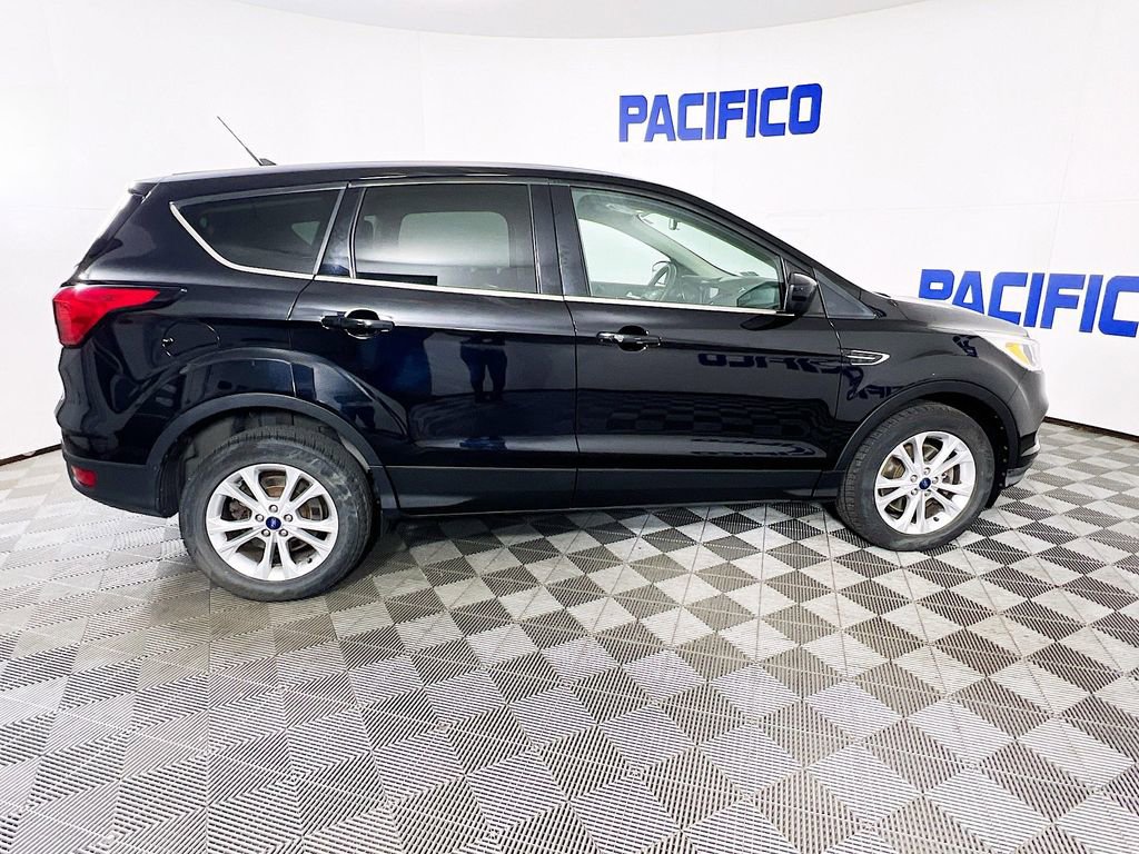 Certified 2019 Ford Escape SE AWD/4WD image 10