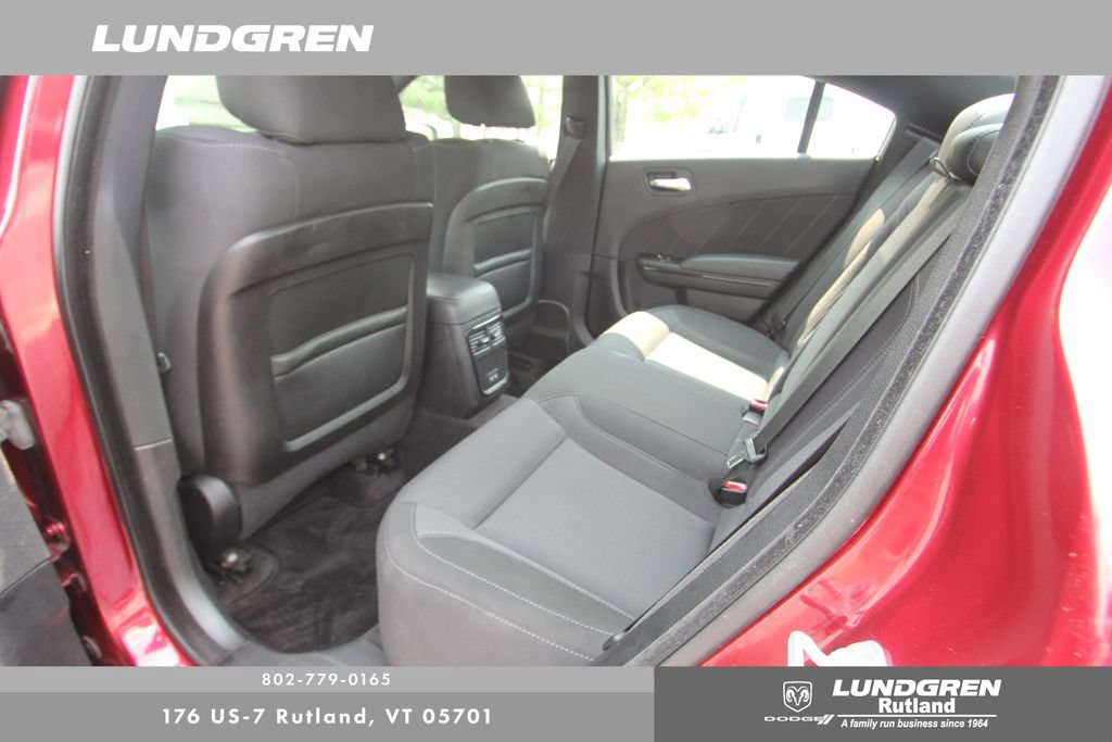 Used 2017 Dodge Charger SXT w/ Driver Confidence Group AWD/4WD image 23